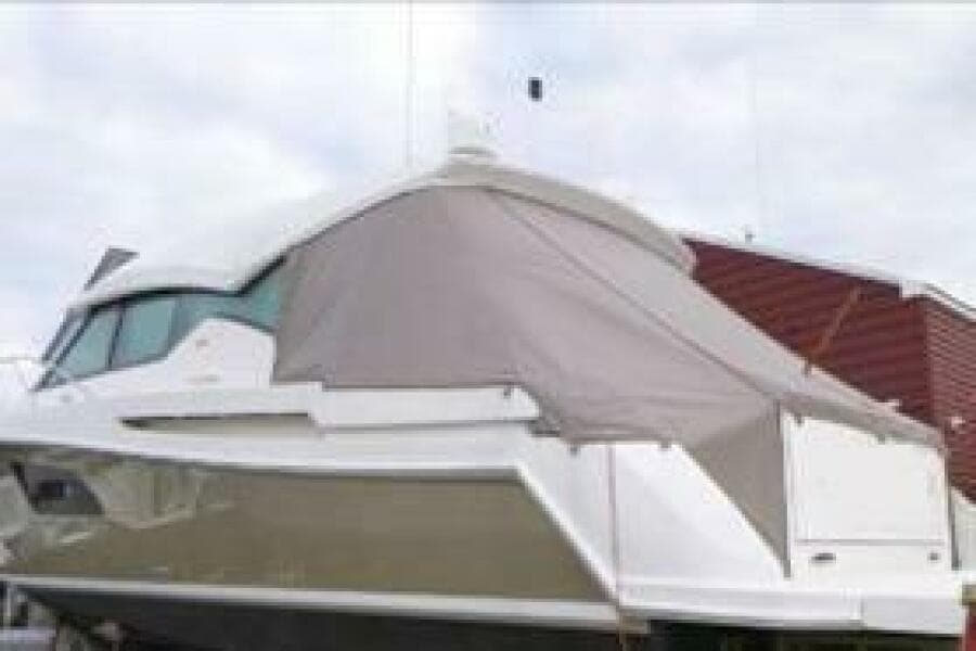 2014 Tiara Yachts 5000 Express