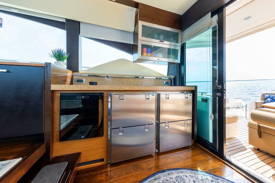 2014 Tiara Yachts 5000 Express