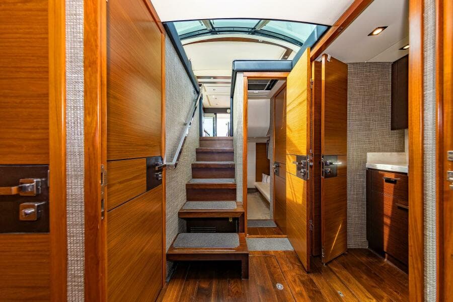 2014 Tiara Yachts 5000 Express