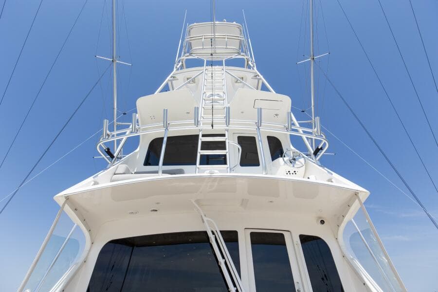 2007 64 Viking Enclosed Bridge Reel Blues Tower (2)