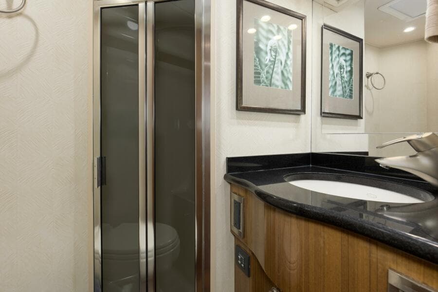 2007 64 Viking Enclosed Bridge Reel Blues Rear Starboard Stateroom Head