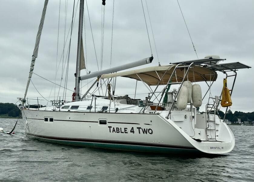 2004 Beneteau 423