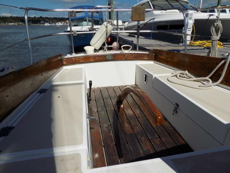 1981 Cape Dory  - Photo 6