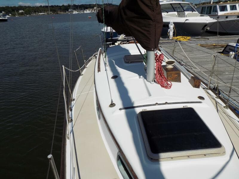 1981 Cape Dory  - Photo 5