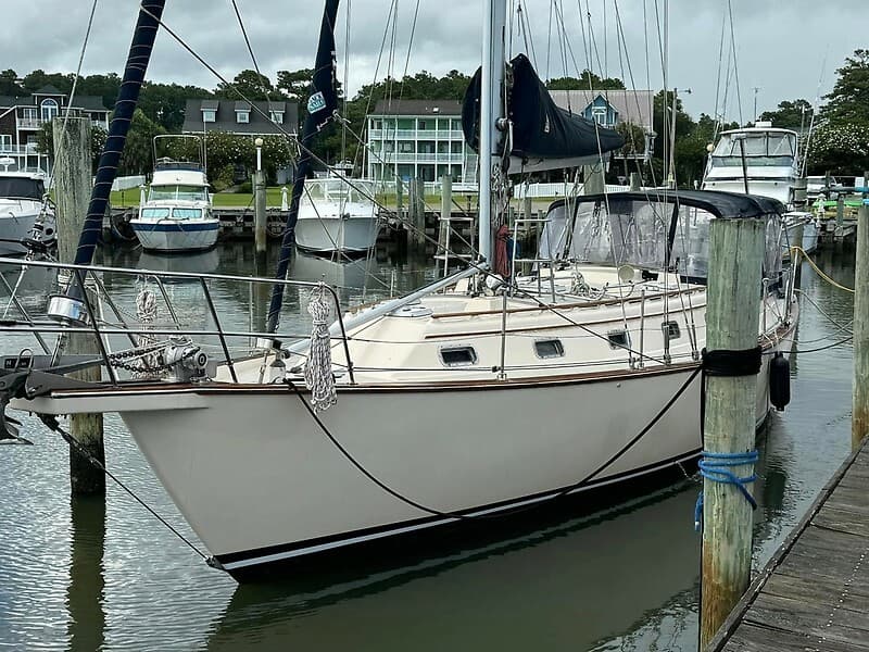 1994 Island Packet 44 - Photo 1