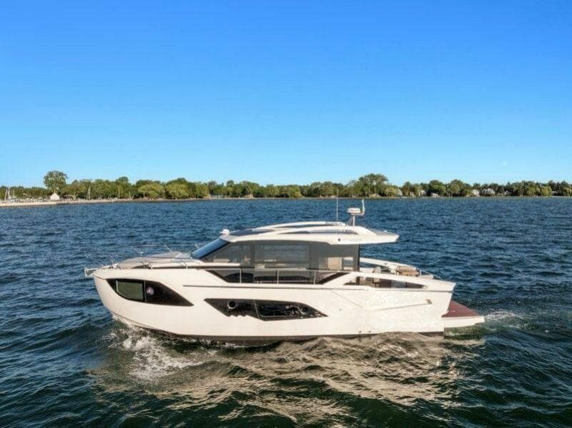 2026 Absolute 48 Coupe