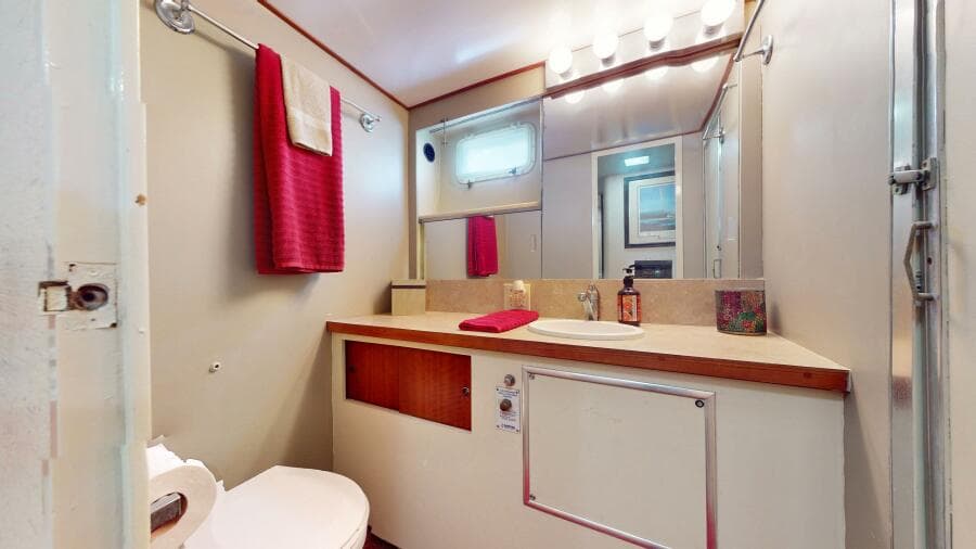 1974 Hatteras Motor Yacht