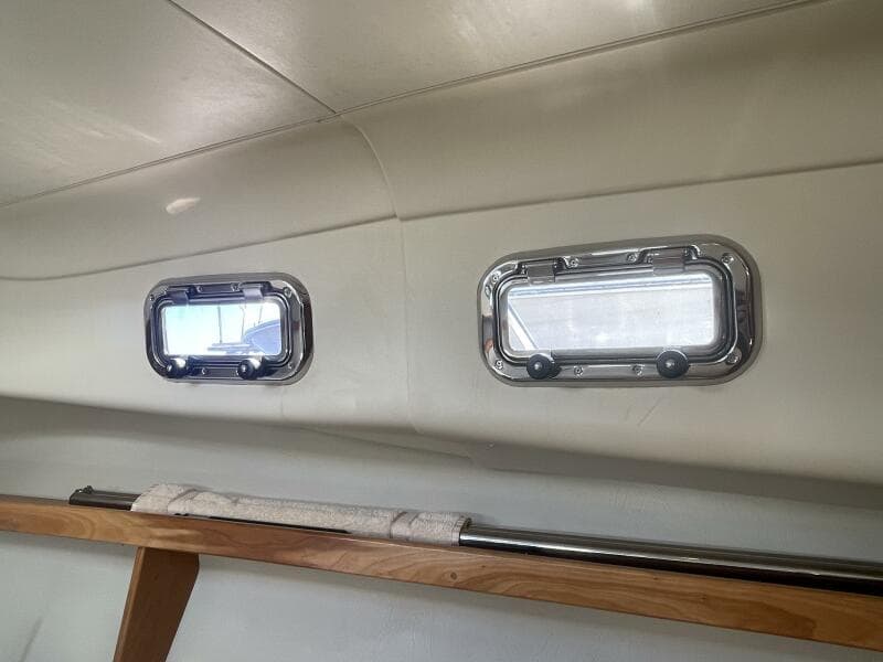 2005 Mainship 30 Pilot II