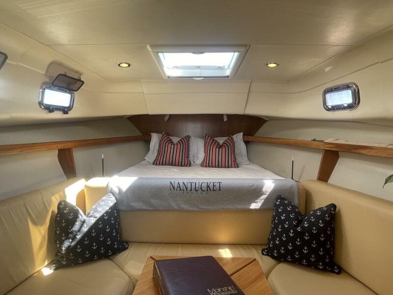 2005 Mainship 30 Pilot II