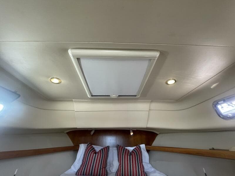 2005 Mainship 30 Pilot II