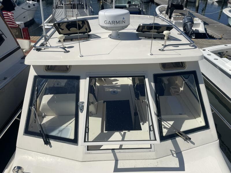 2005 Mainship 30 Pilot II