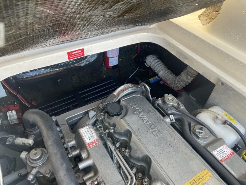 2005 Mainship 30 Pilot II