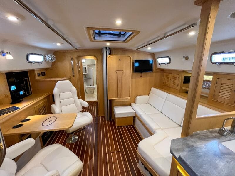 2023 Island Packet 439