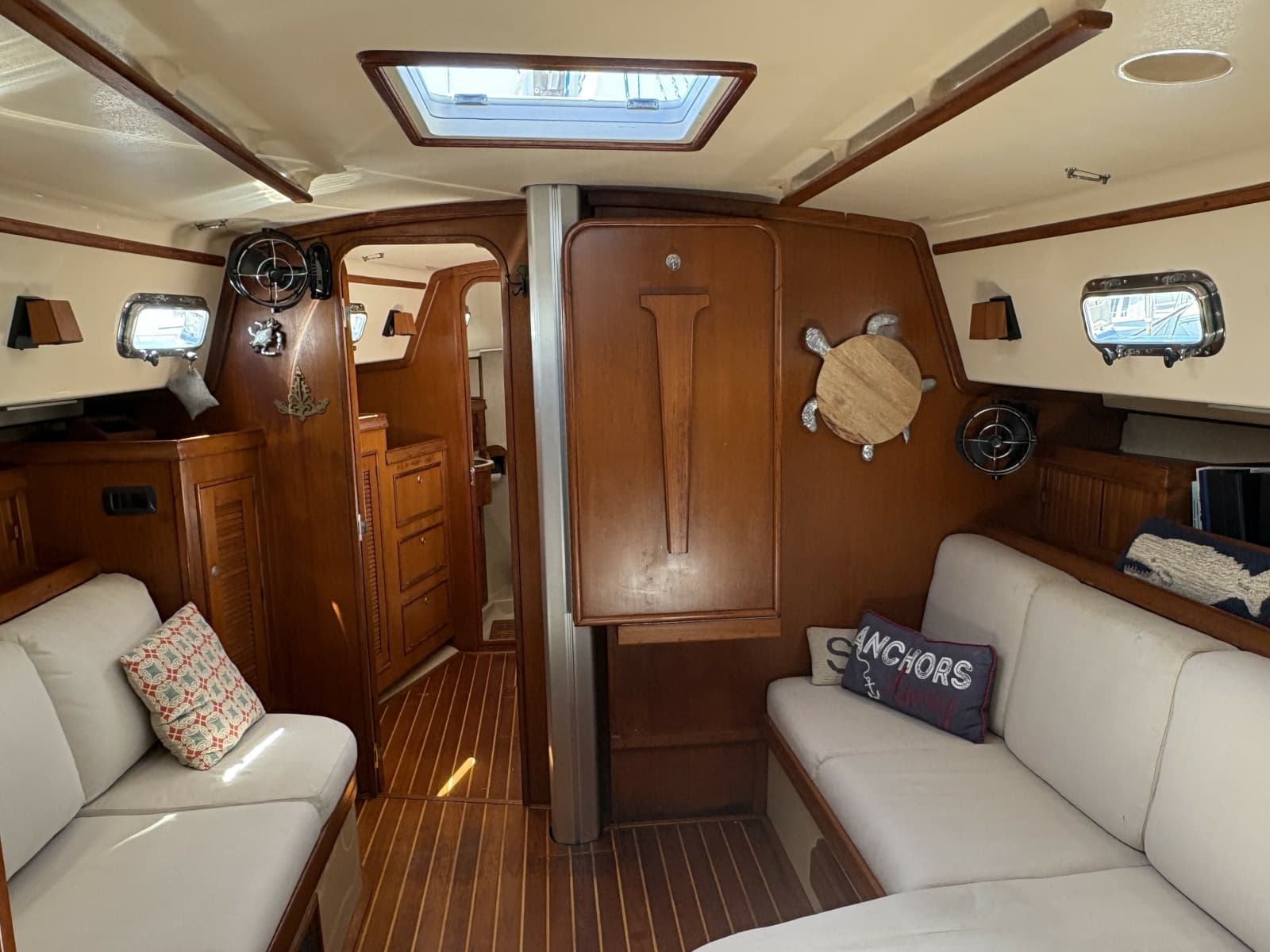 1995 Island Packet 40