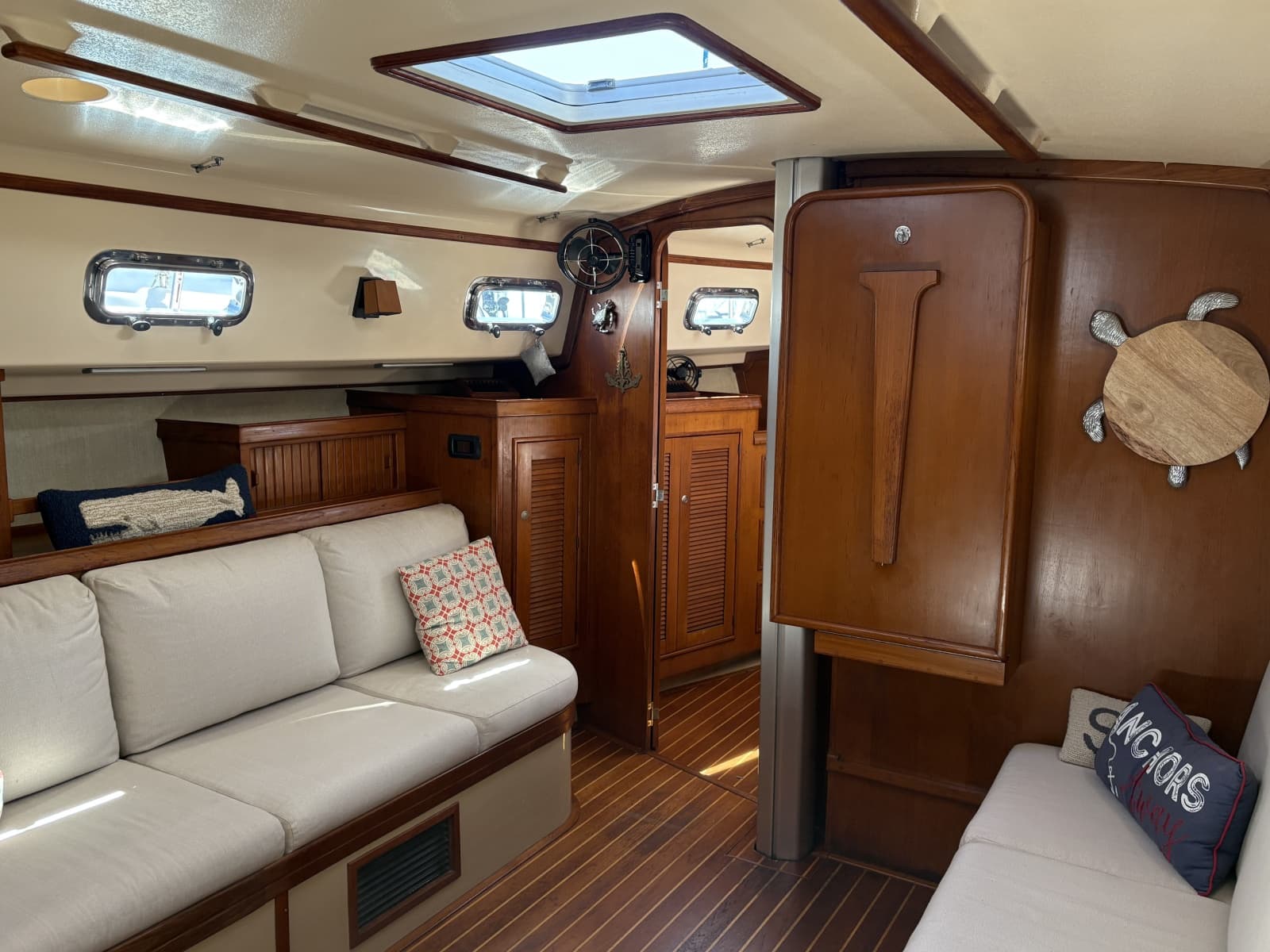 1995 Island Packet 40