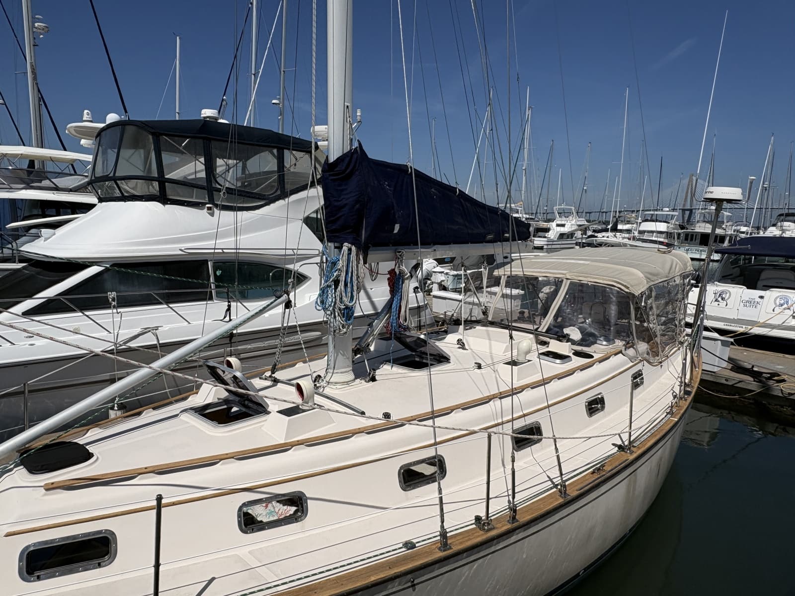 1995 Island Packet 40