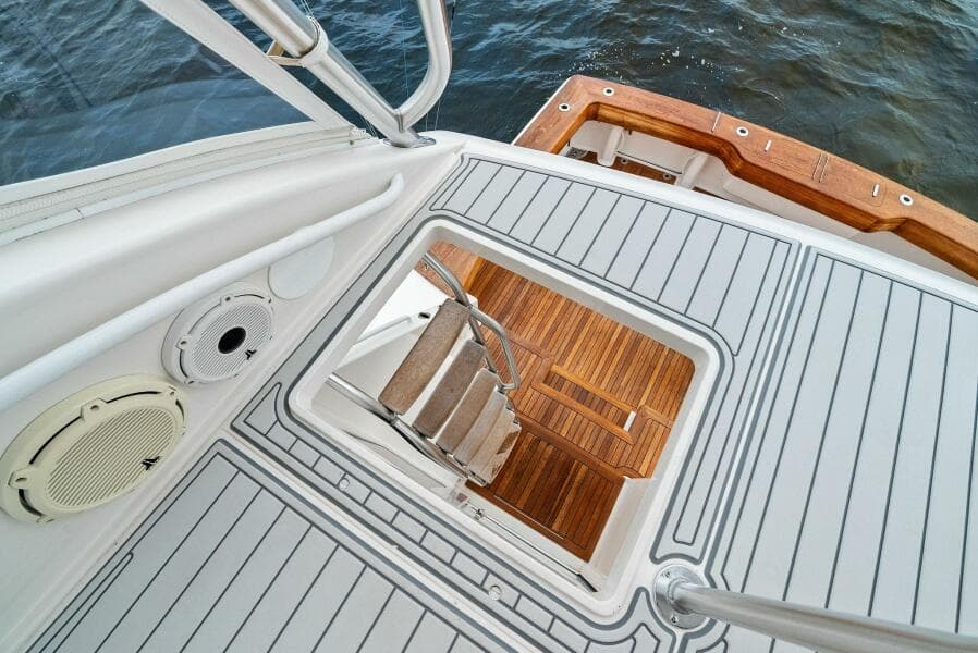 2006 Viking 61 Convertible KNOT ON CALL