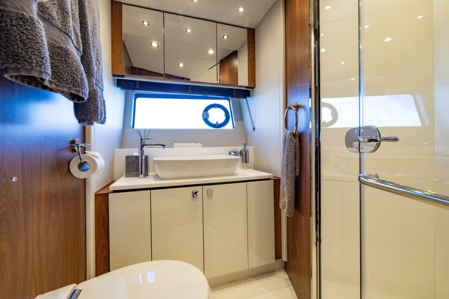 2020 Sunseeker Predator