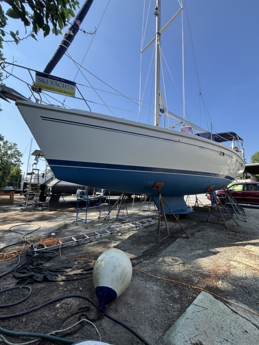 2007 Catalina 350 - Photo 4