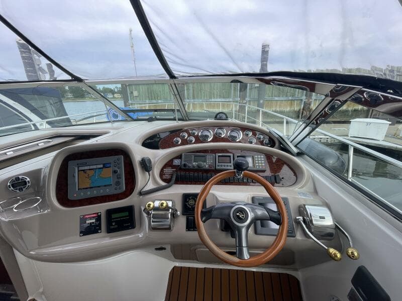 2000 Sea Ray 380 Sundancer