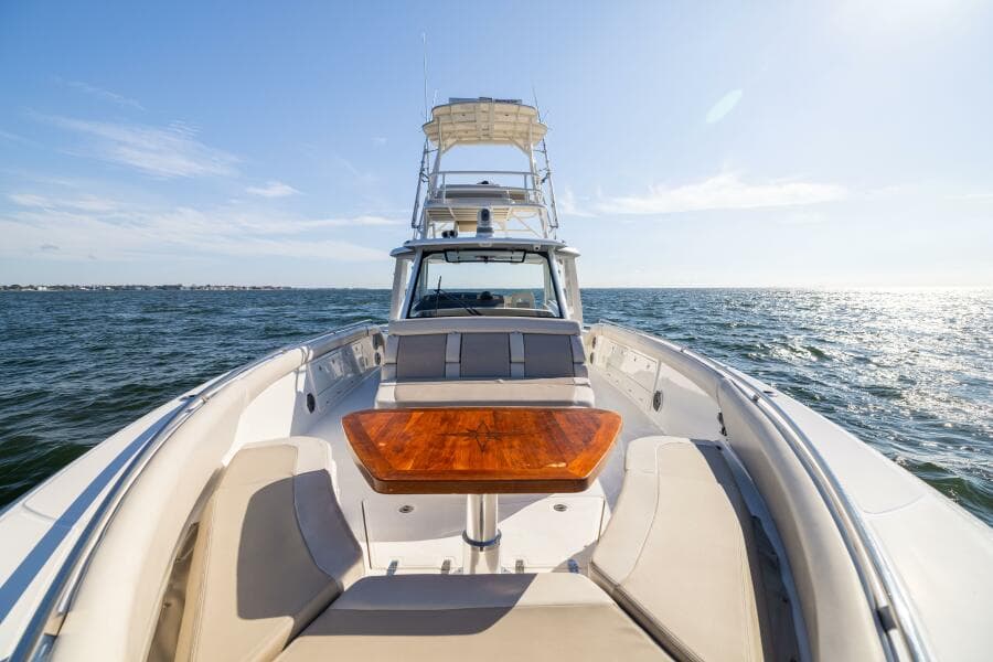 2021 Boston Whaler 420 Outrage
