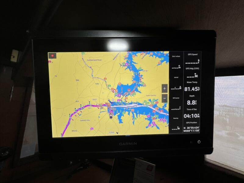 1981 Sea Ranger 45 Raised Pilot House