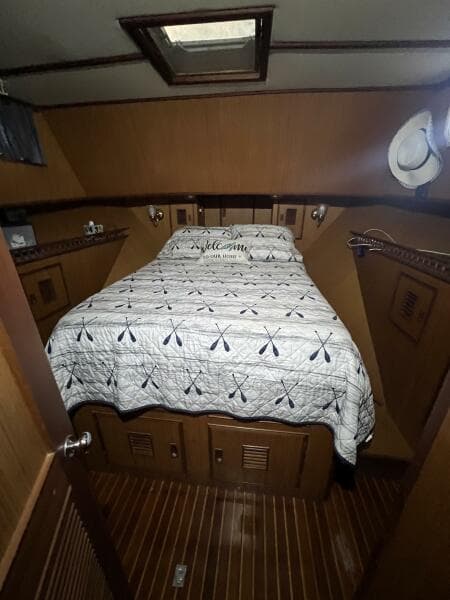 1981 Sea Ranger 45 Raised Pilot House