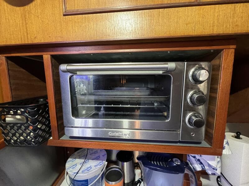 1981 Sea Ranger 45 Raised Pilot House