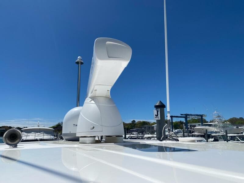 2019 Tiara Yachts 34LX