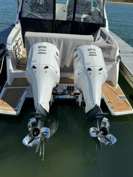 2019 Tiara Yachts 34LX