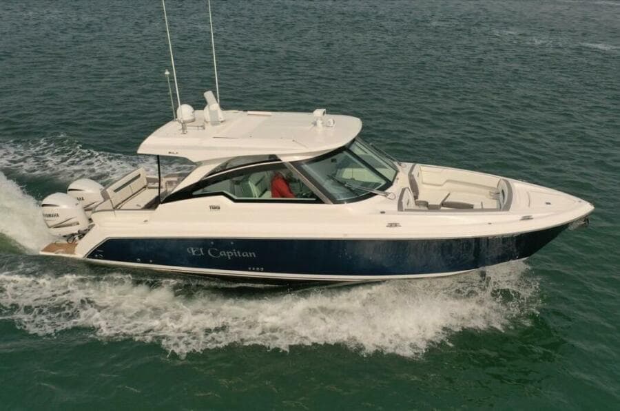 2019 Tiara Yachts 34LX