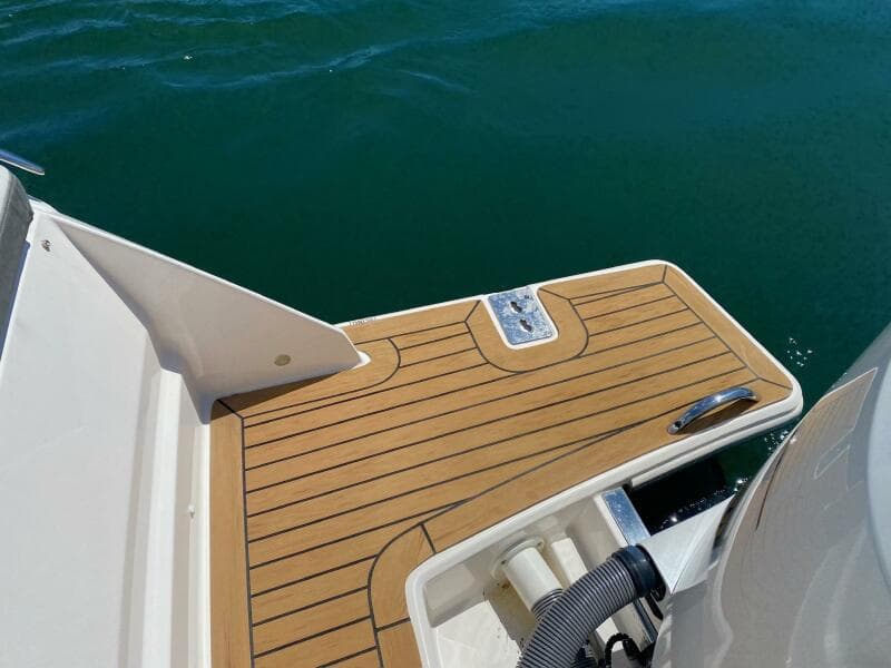 2019 Tiara Yachts 34LX