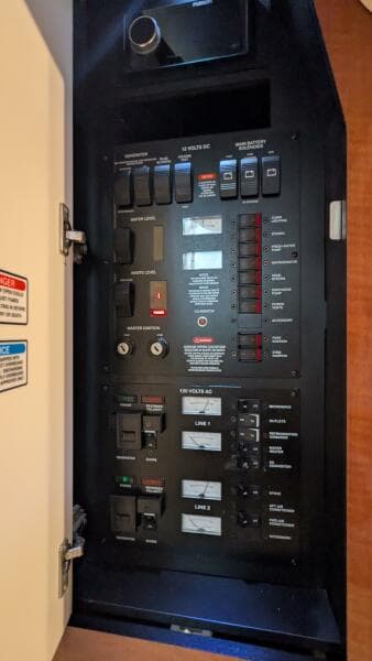 2004 Sea Ray 340 Sundancer