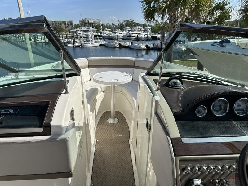 2013 Sea Ray 270 SLX