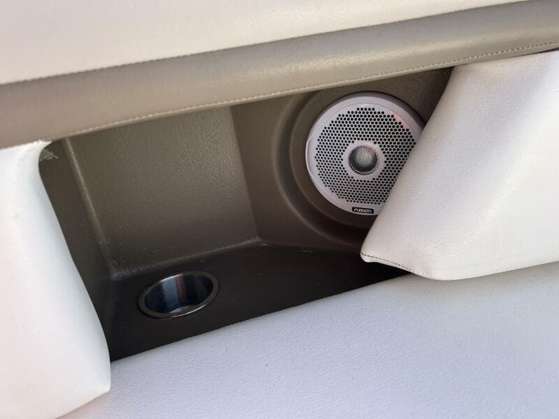 2013 Sea Ray 270 SLX