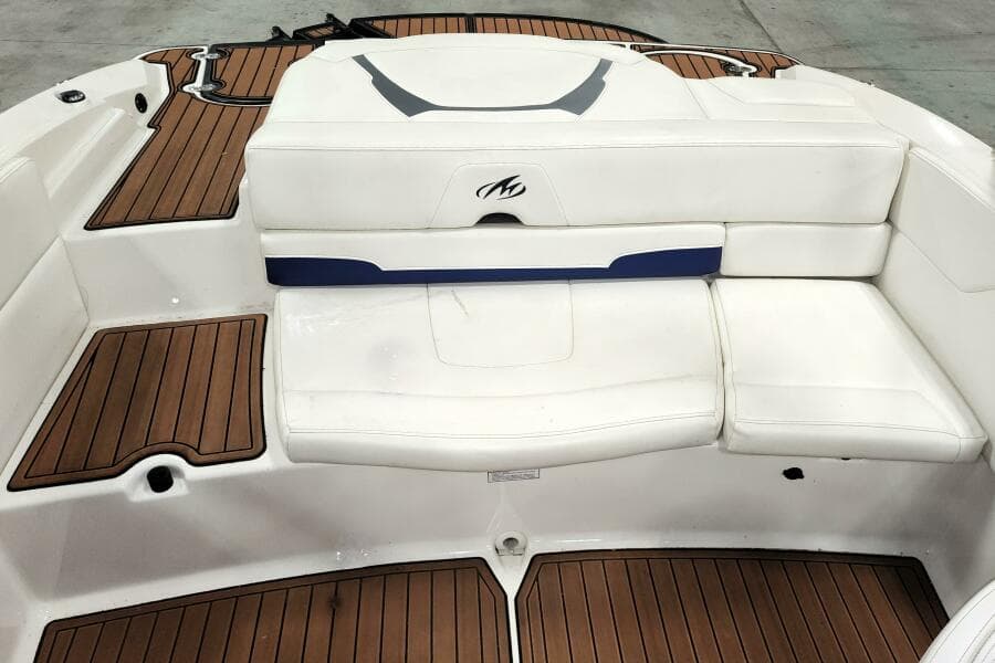 Aft Seating Walkthru