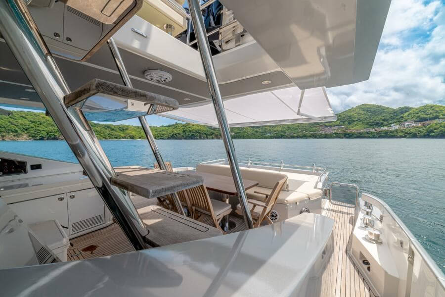 2017 Azimut 77 "Carpe Diem"