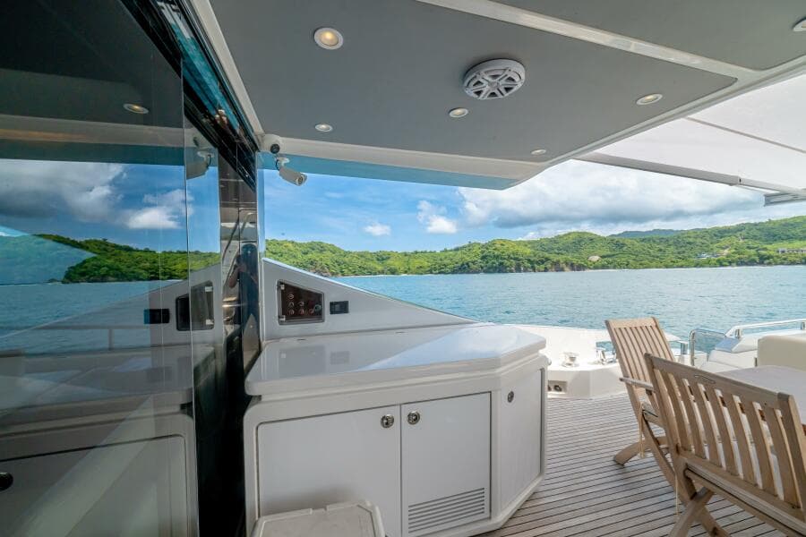 2017 Azimut 77 "Carpe Diem"