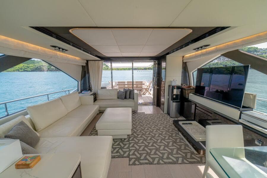 2017 Azimut 77 "Carpe Diem"