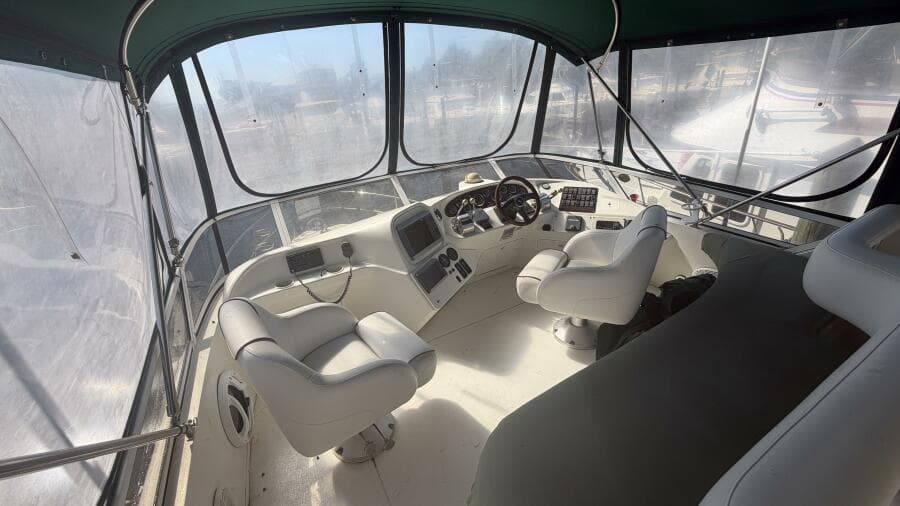 2000 Sea Ray 380 Aft Cabin