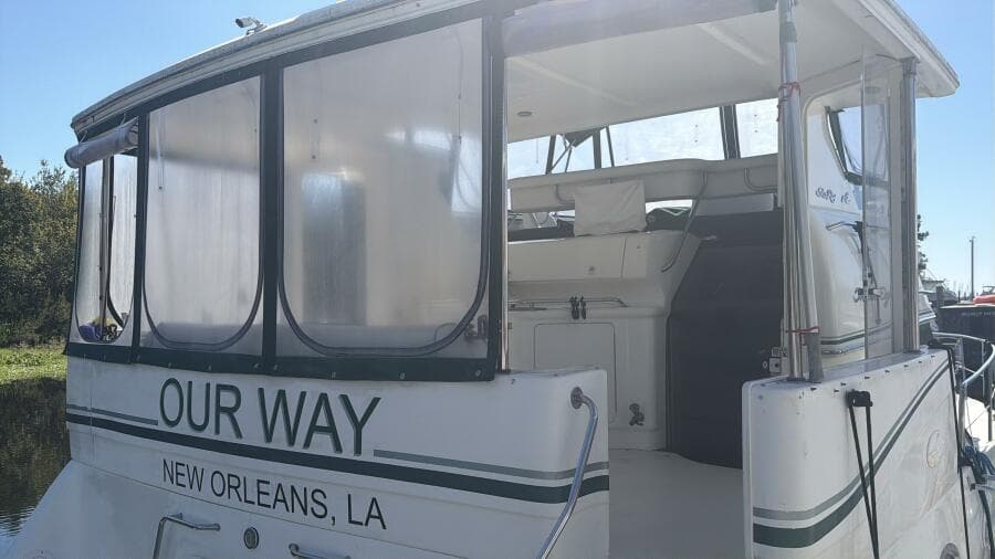 2000 Sea Ray 380 Aft Cabin