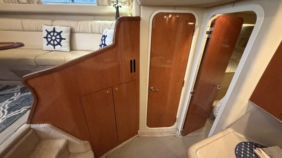 2000 Sea Ray 380 Aft Cabin