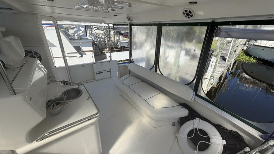 2000 Sea Ray 380 Aft Cabin