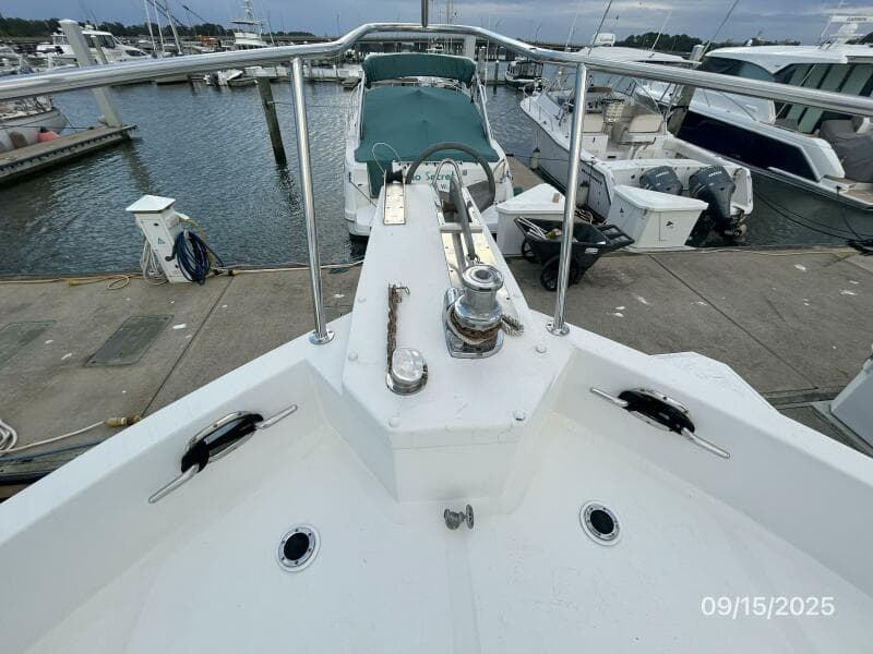 45' Ocean Alexander anchor windlass1