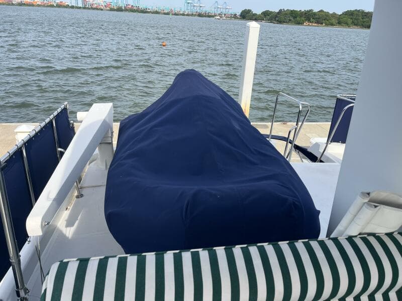 45' Ocean Alexander tender covered