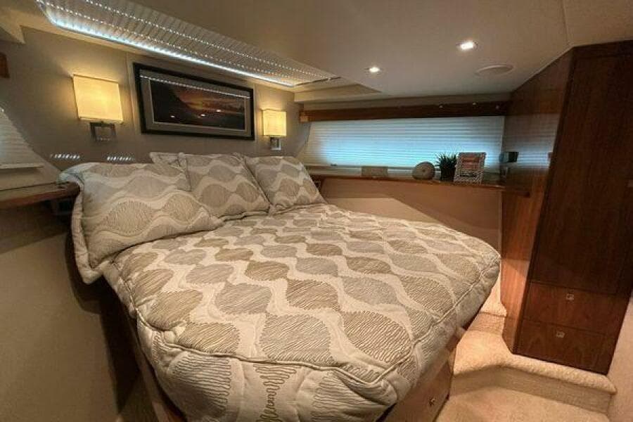 2019 Viking Motor Yacht