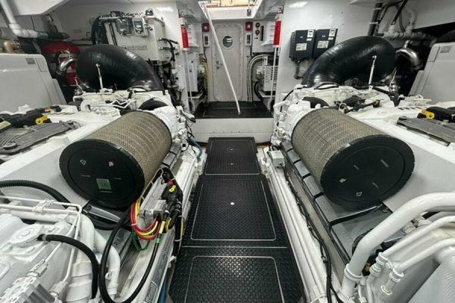 2019 Viking Motor Yacht