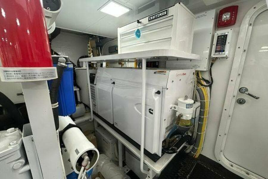 2019 Viking Motor Yacht