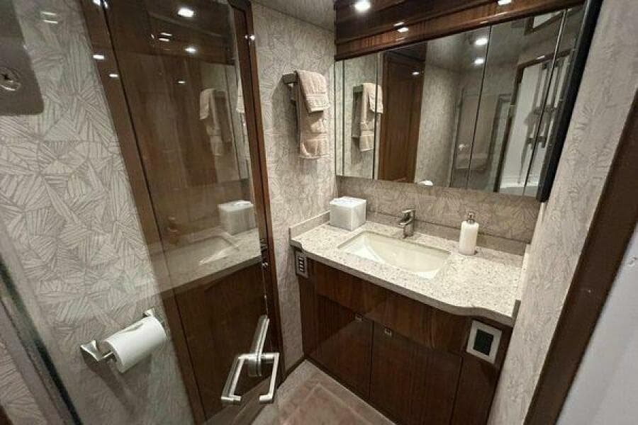 2019 Viking Motor Yacht