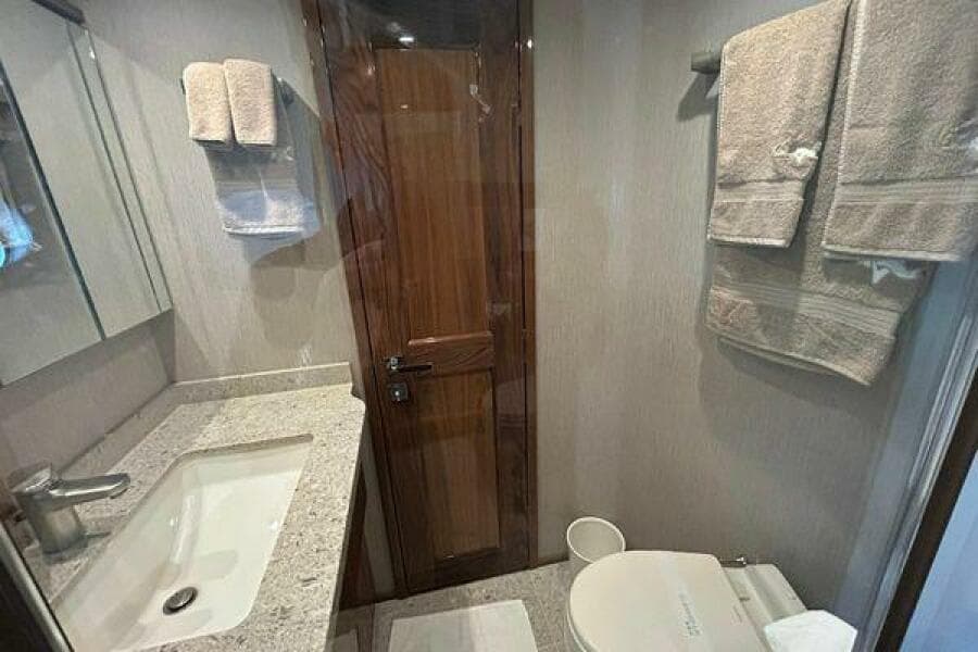 2019 Viking Motor Yacht